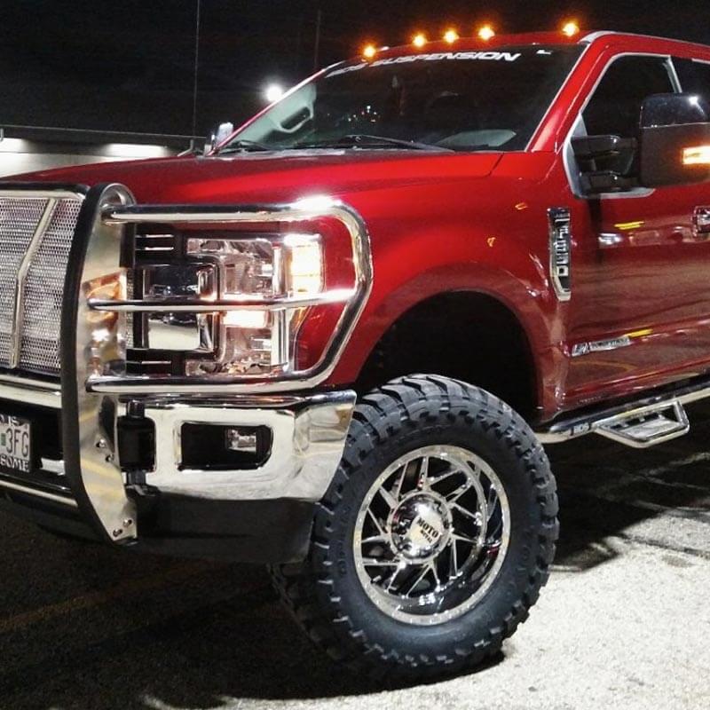 Ford F-350 and MO985 Breakout wheels