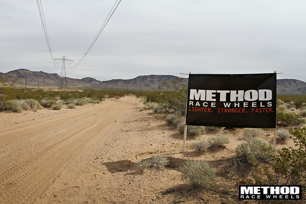 Method wheels logo in the desert