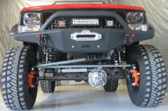Front end of a lifted truck