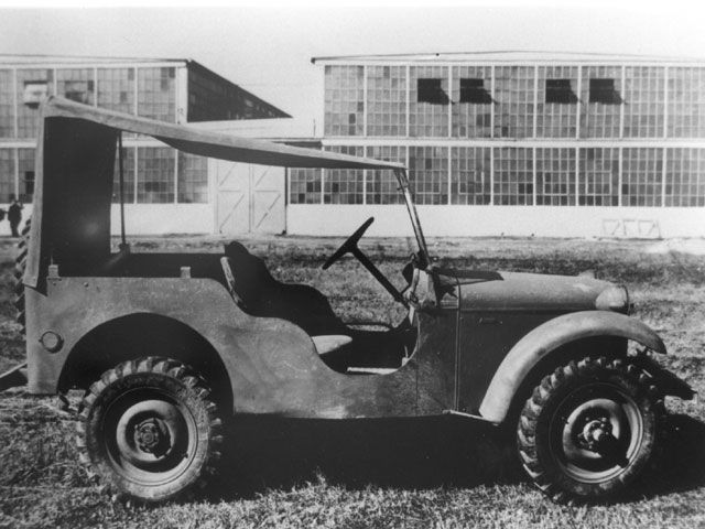 1940 World War II era Jeep