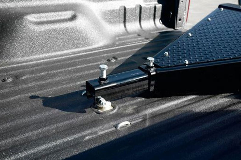 Trailer Hitches For Sale >> B&W Trailer Hitches EZ Loader Bale Spike | 4WheelOnline.com Trailer Hitches For Sale >> B&W Trailer Hitches EZ Loader Bale Spike | 4WheelOnline.com
